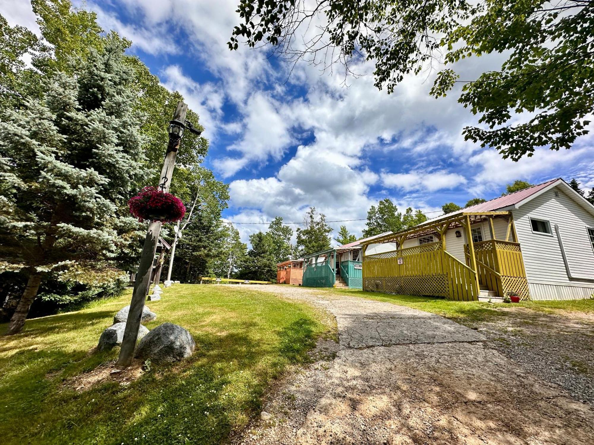 Skyline Cabins Ingonish Extérieur photo